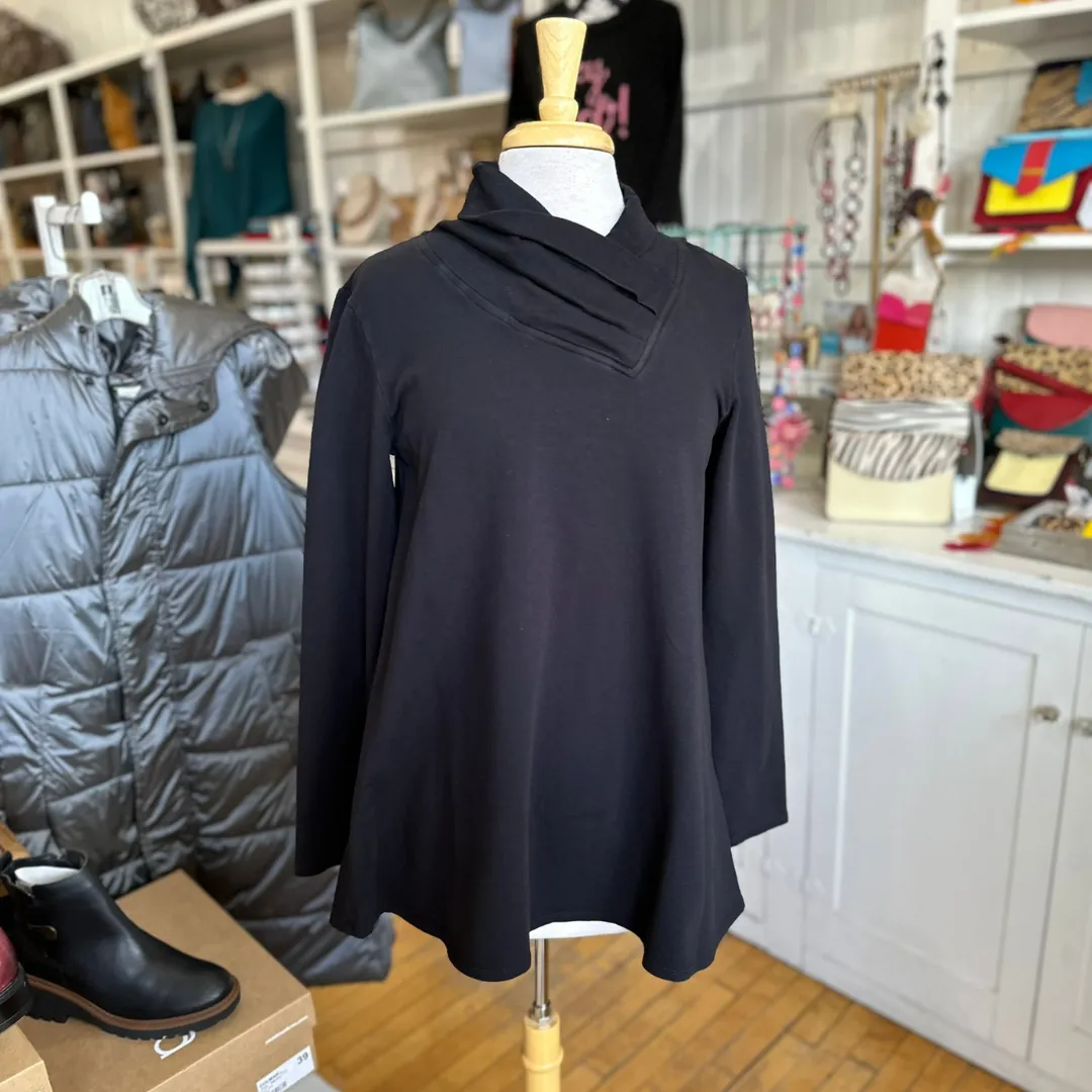 Long Sleeve Gather Neck Tunic