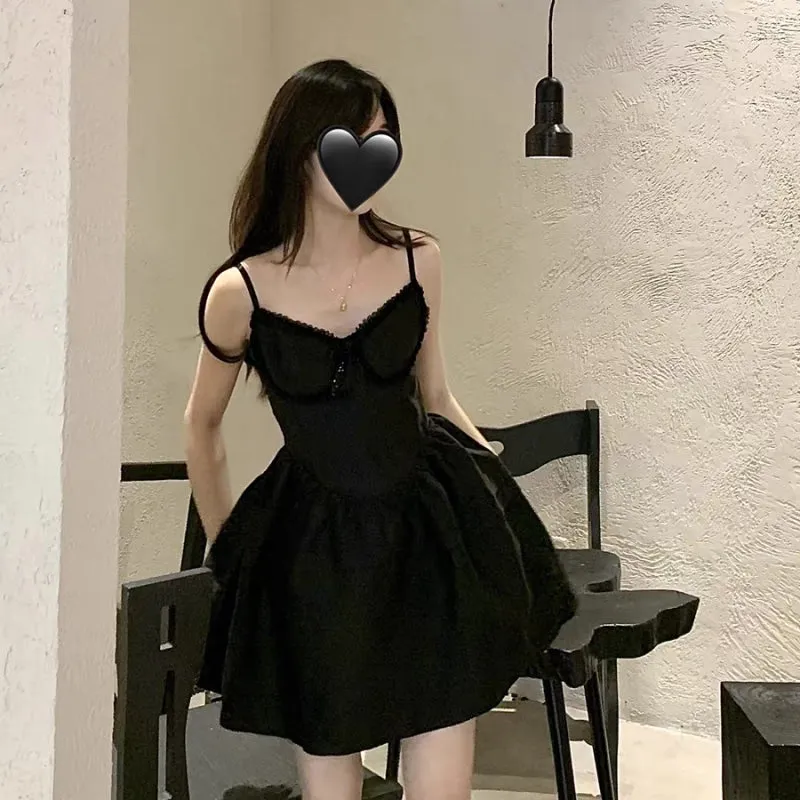 Sweet Girl Style Black Lace Stitching Suspender Dress